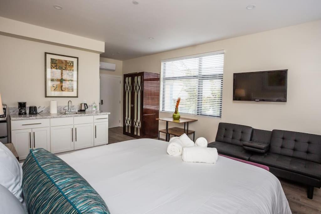 Next To San Diego Downtown - Cali King Size Studio Екстериор снимка