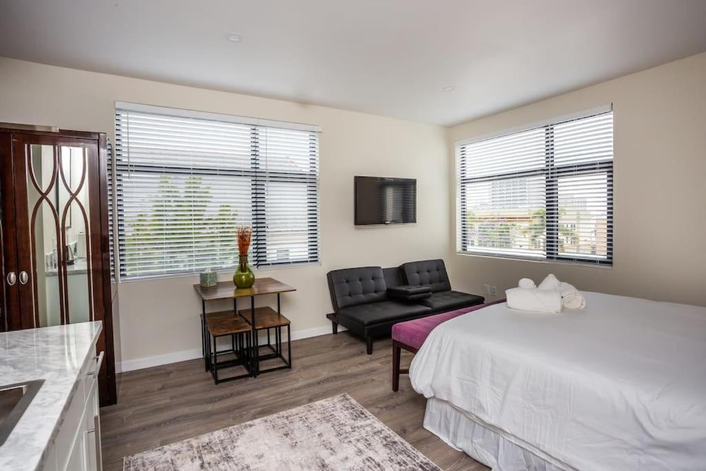 Next To San Diego Downtown - Cali King Size Studio Екстериор снимка