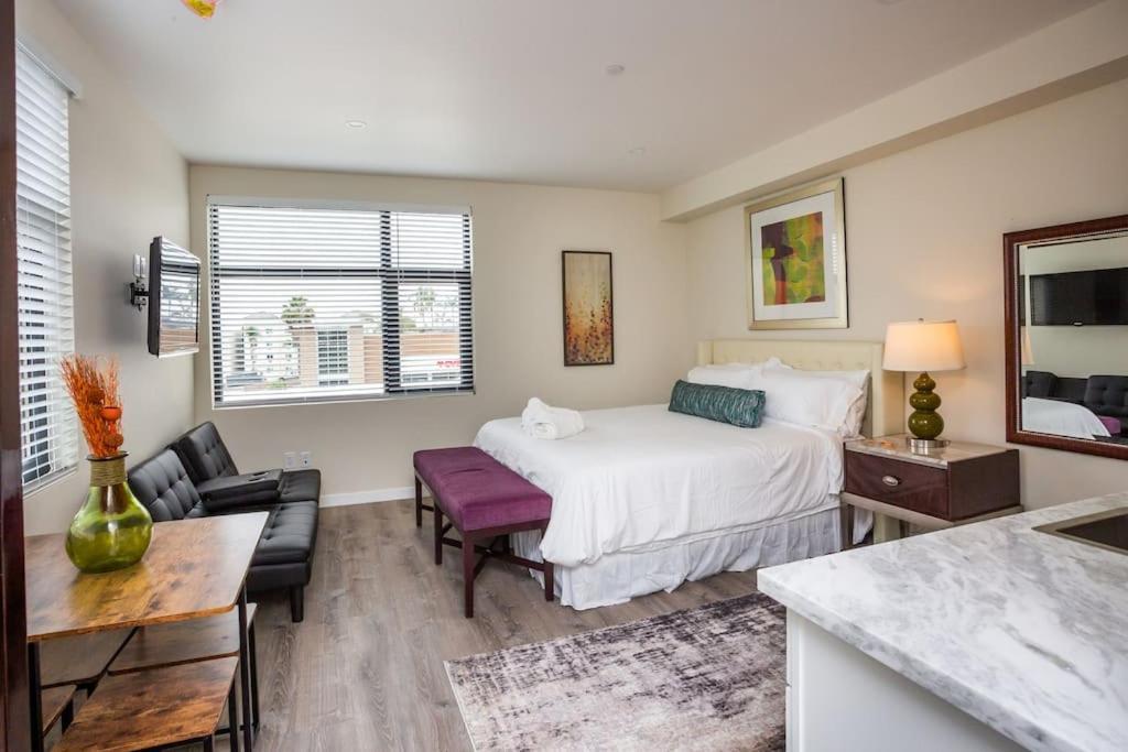 Next To San Diego Downtown - Cali King Size Studio Екстериор снимка
