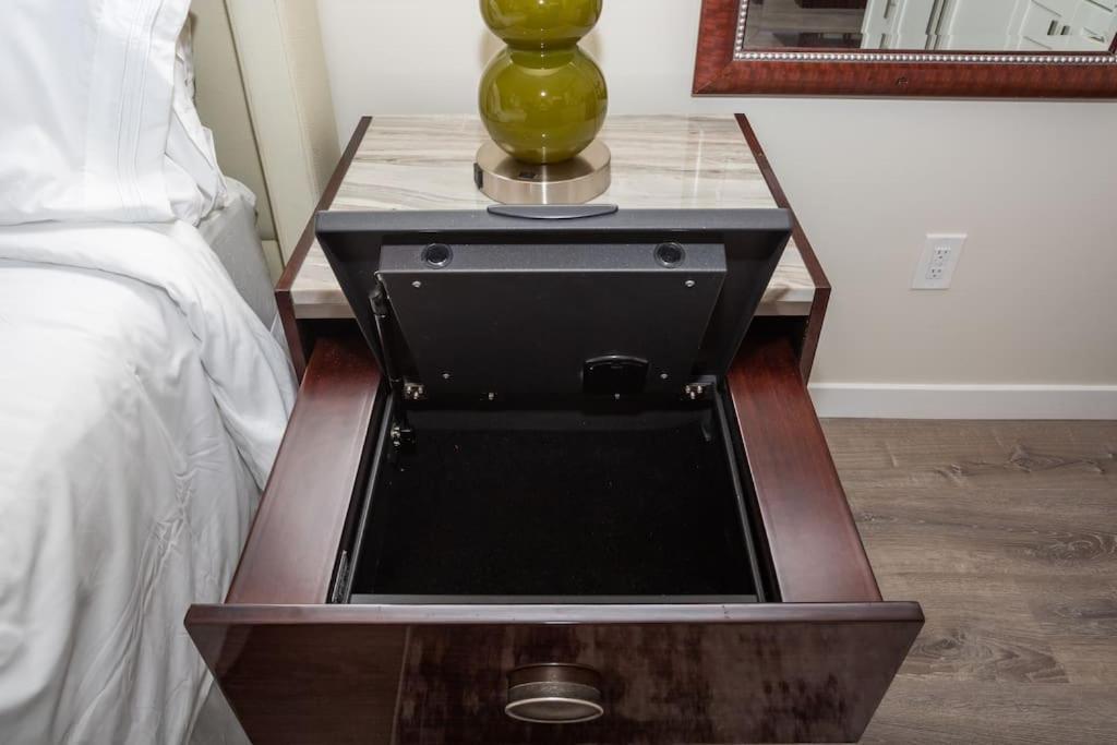 Next To San Diego Downtown - Cali King Size Studio Екстериор снимка